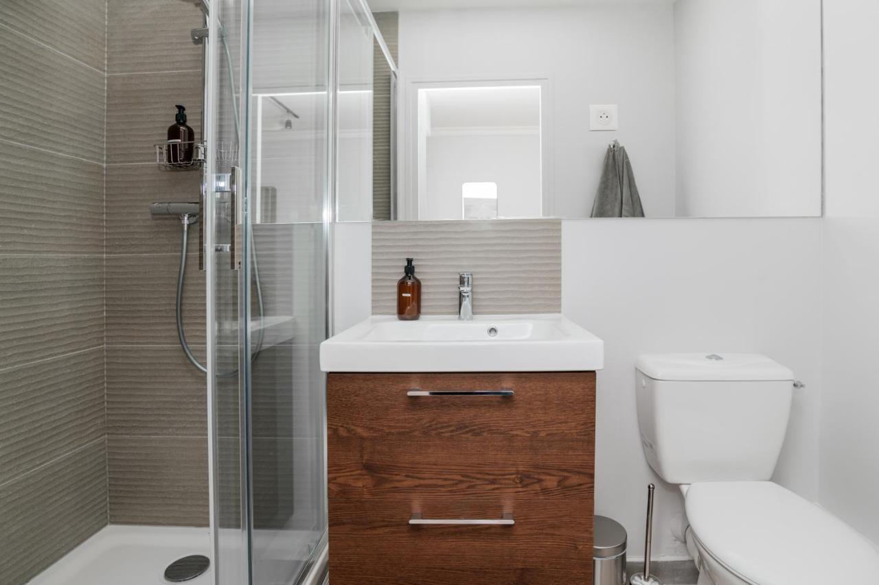 The Lake Aurora Suite - Duke Housing Creteil Ngoại thất bức ảnh